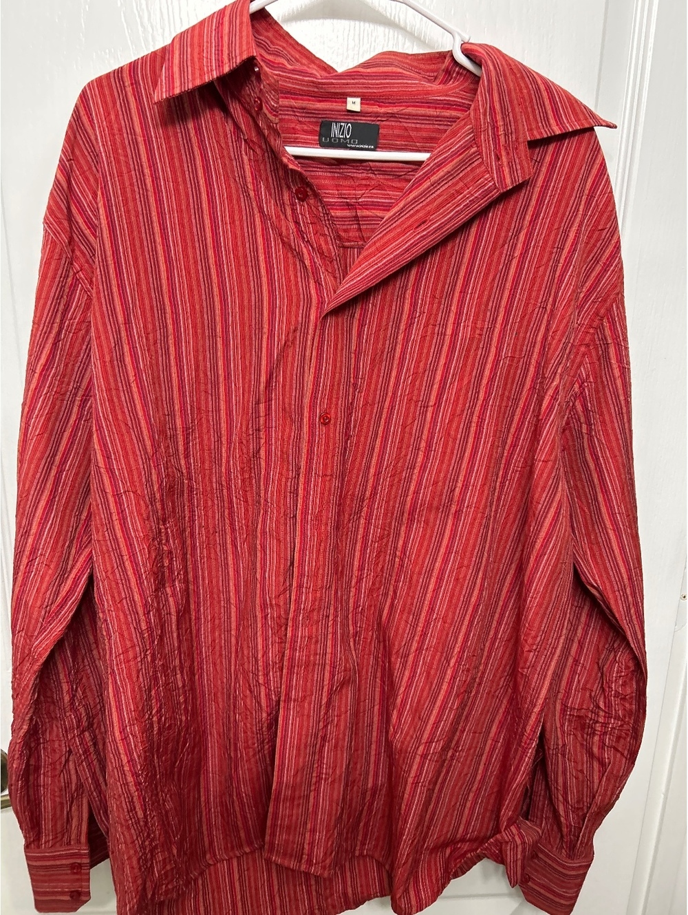 Inizio Uomo Men's Red Striped Button-Up Shirt Medium